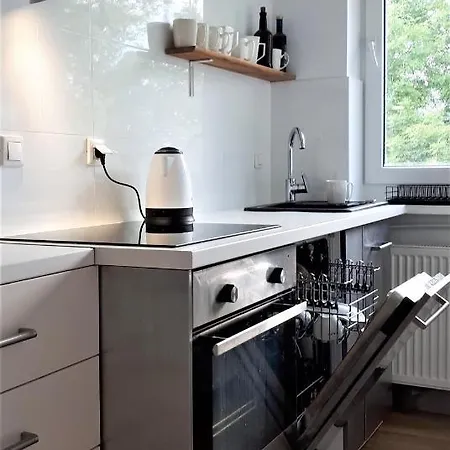 Apartament Almonia *