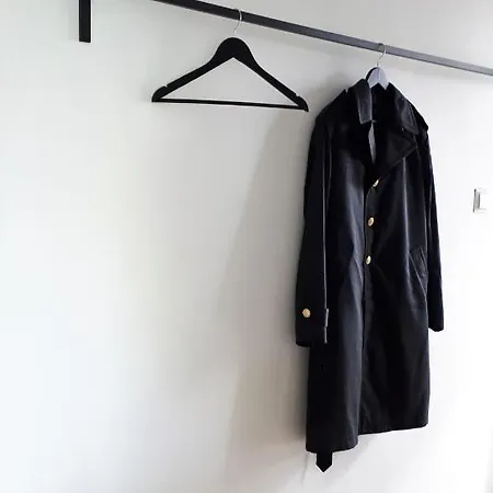 Apartament Almonia *